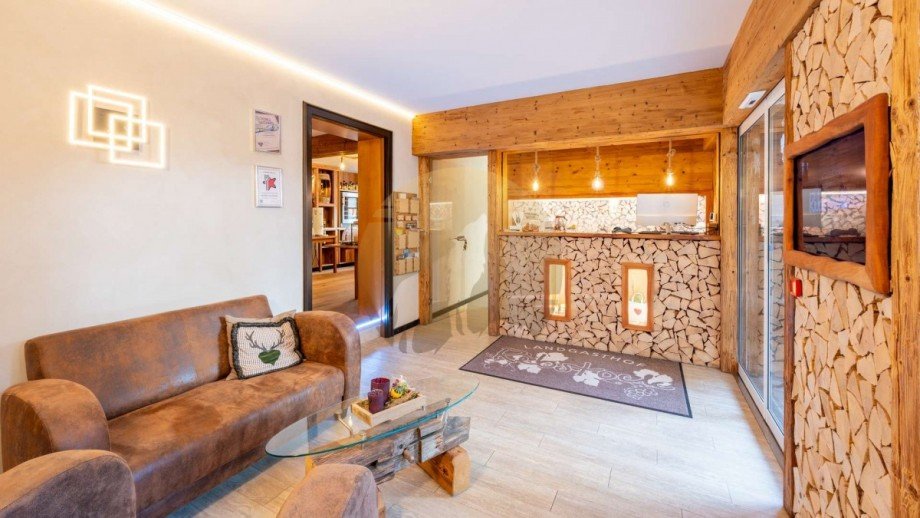 hotel-restaurant-schwarzwald-rezeption-wolf-immobilien Gastgewerbe Ottenh�fen im Schwarzwald