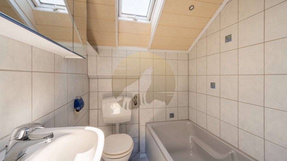 haus-baden-baden-haueneberstein-badezimmer-dg-wolf-immobilien Mehrfamilienhaus Baden-Baden