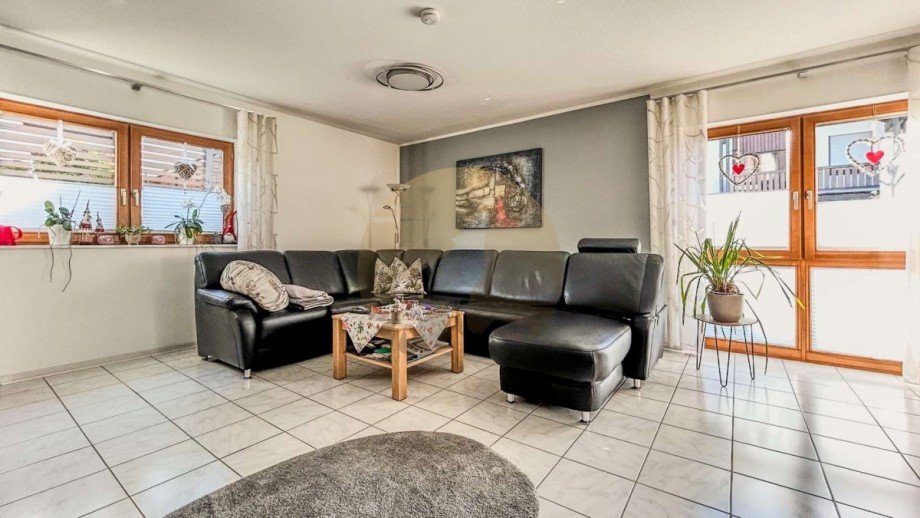 wohnung-gaggenau-michelbach-wohnzimmer-wolf-immobilien Wohnung Gaggenau