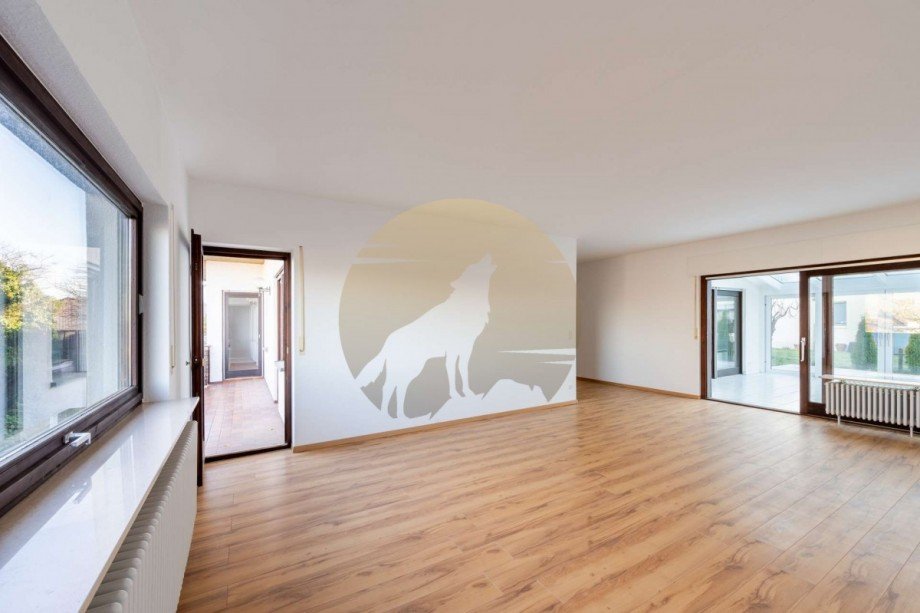haus-kuppenheim-wohnzimmer-wolf-immobilien Zweifamilienhaus Kuppenheim