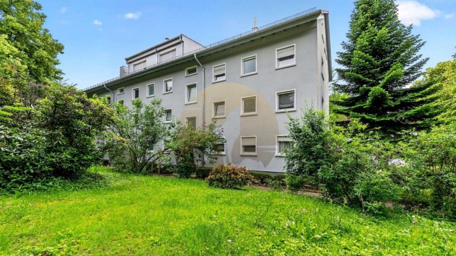 wohnung-baden-baden-aussenansicht-wolf-immobilien Dachgeschosswohnung Baden-Baden
