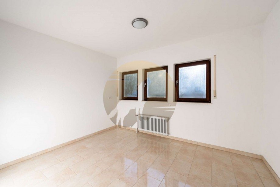 haus-kuppenheim-kueche-eg-wolf-immobilien Zweifamilienhaus Kuppenheim