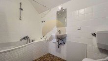 Beispiel Badezimmer Kapitalanlage in Karlsruhe-Knielingen: 12 Wohneinheiten, voll vermietet & ca. 7,2 % Rendite