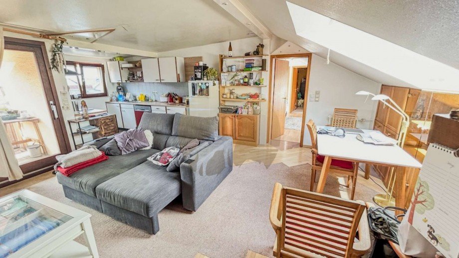 Wohnzimmer DG Mehrfamilienhaus Malsch