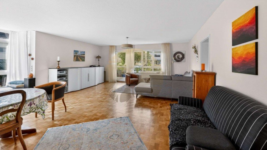 wohnung-offenburg-wohnzimmer-wolf-immobilien Etagenwohnung Offenburg