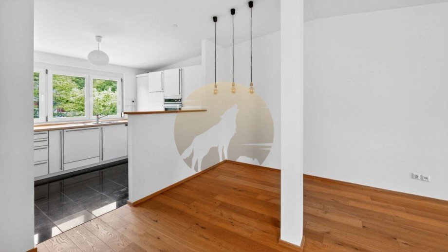 wohnung-baden-baden-kueche-wolf-immobilien Dachgeschosswohnung Baden-Baden