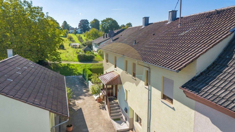 haus-baden-baden-steinbach-drohnenaufnahme-wolf-immobilien Einfamilienhaus Baden-Baden