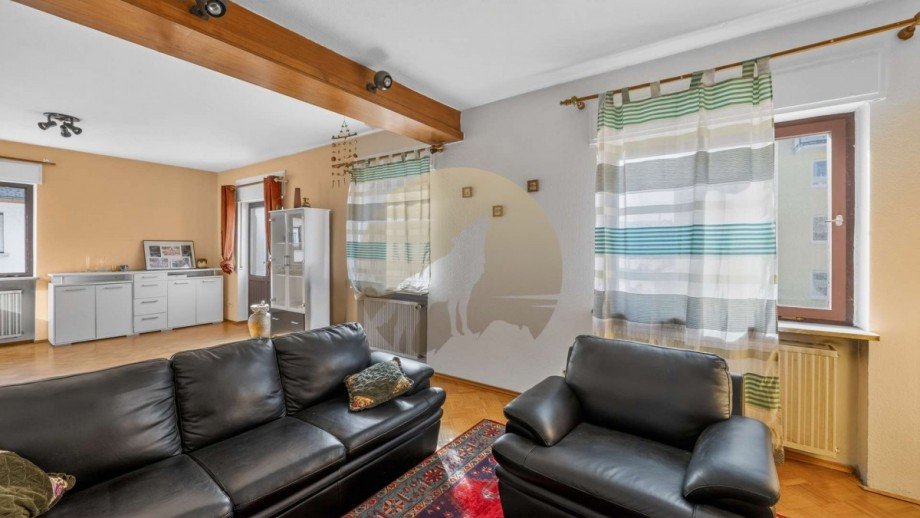 Wohnzimmer OG Mehrfamilienhaus Gaggenau