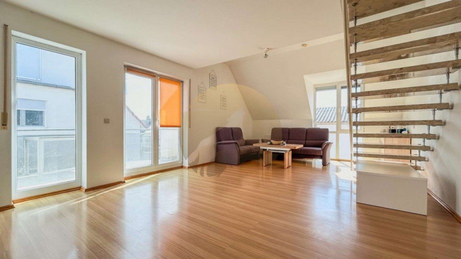 wohnung-rastatt-elchesheim-illingen-wohnzimmer-wolf-immobilien Maisonettewohnung Elchesheim-Illingen