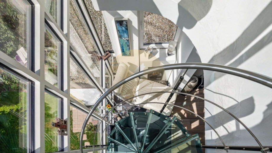 Wendeltreppe OG ins DG Zweifamilienhaus Rastatt