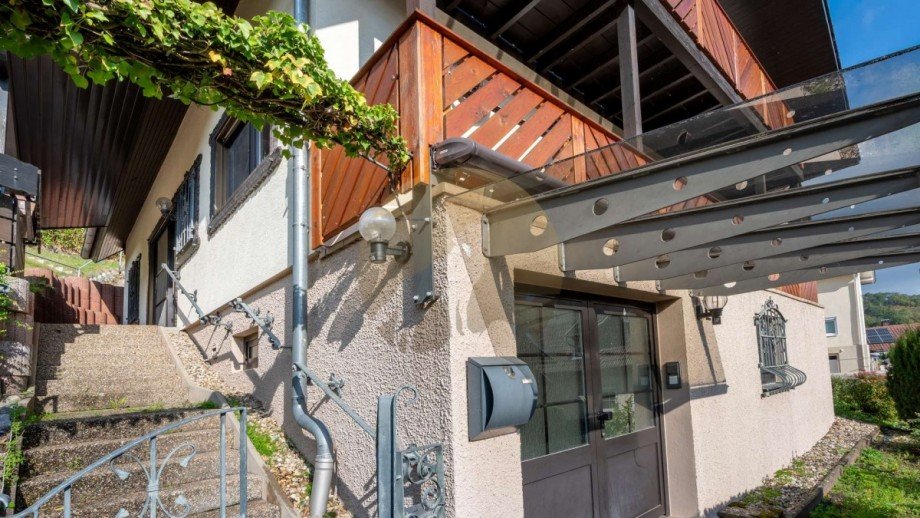 haus-gernsbach-staufenberg-aussenansicht-wolf-immobilien Einfamilienhaus Gernsbach