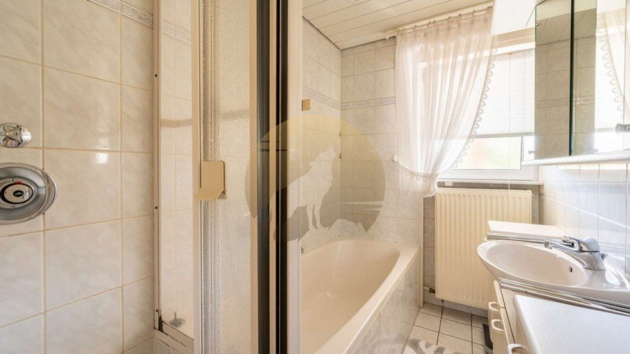 haus-baden-baden-haueneberstein-badezimmer-eg-wolf-immobilien Mehrfamilienhaus Baden-Baden