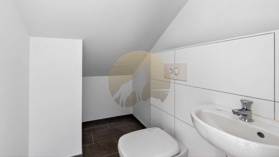 wohnung-baden-baden-gaeste-wc-wolf-immobilien Dachgeschosswohnung Baden-Baden