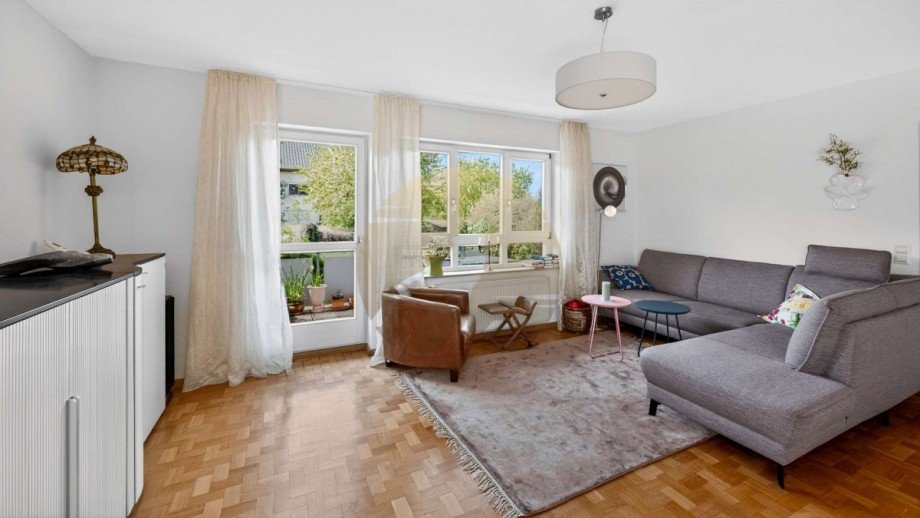 wohnung-offenburg-wohnzimmer-wolf-immobilien Etagenwohnung Offenburg