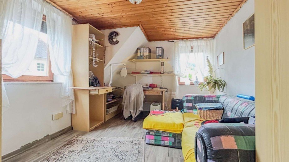 Kinderzimmer / B�ro OG Doppelhaush�lfte Gernsbach