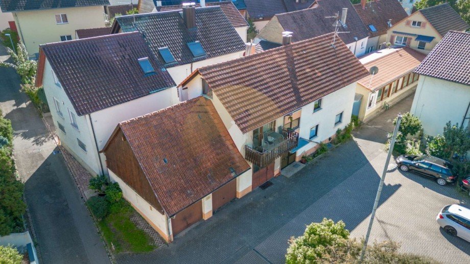 haus-baden-baden-steinbach-aussenansicht-wolf-immobilien Zweifamilienhaus Baden-Baden