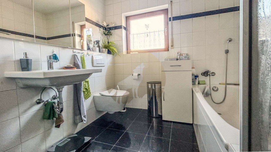 wohnung-gaggenau-michelbach-badezimmer-wolf-immobilien Wohnung Gaggenau