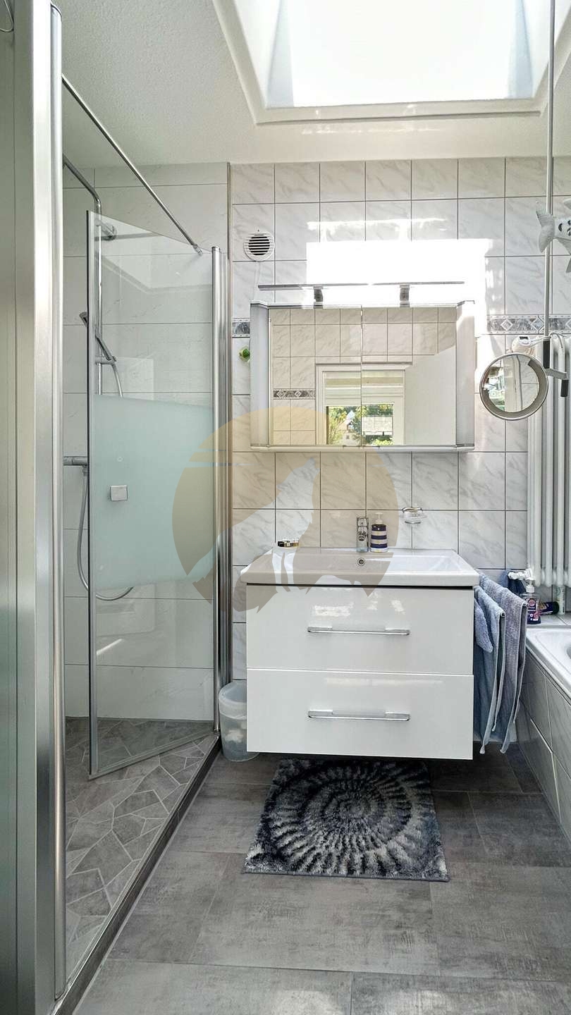 wohnung-gernsbach-badezimmer-wolf-immobilien Penthousewohnung Gernsbach
