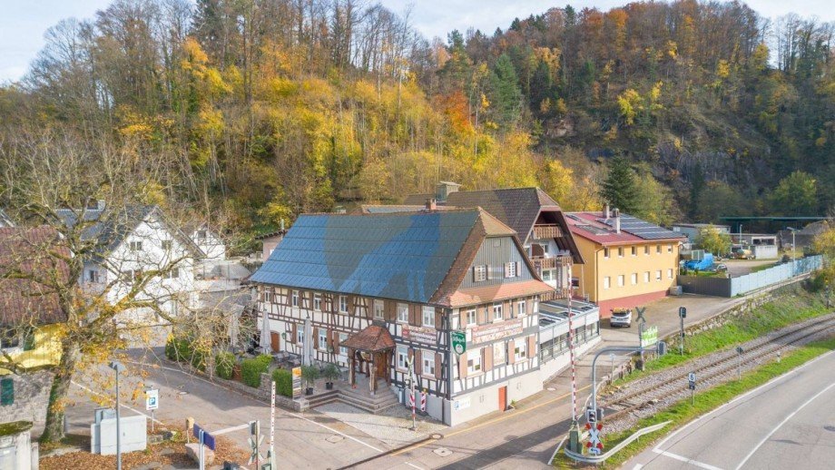 hotel-restaurant-schwarzwald-aussenansicht-wolf-immobilien Gastgewerbe Ottenh�fen im Schwarzwald