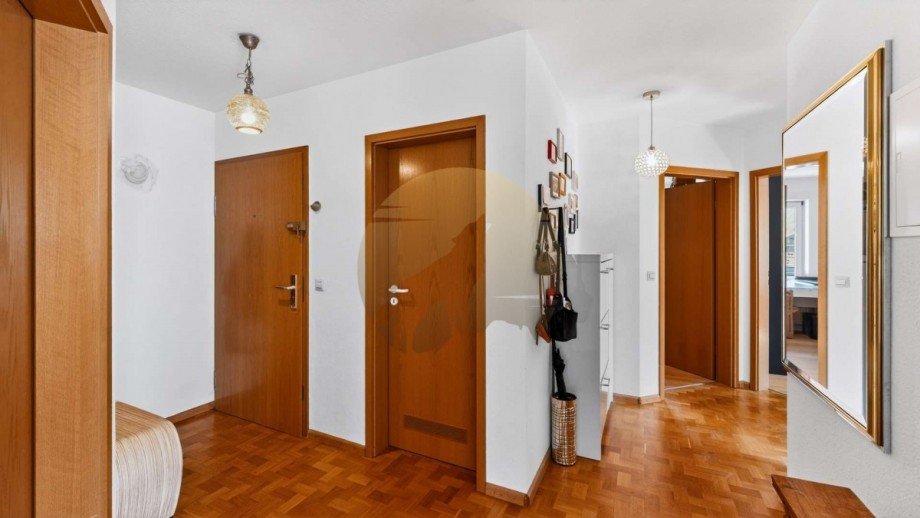 wohnung-offenburg-flur-wolf-immobilien Etagenwohnung Offenburg