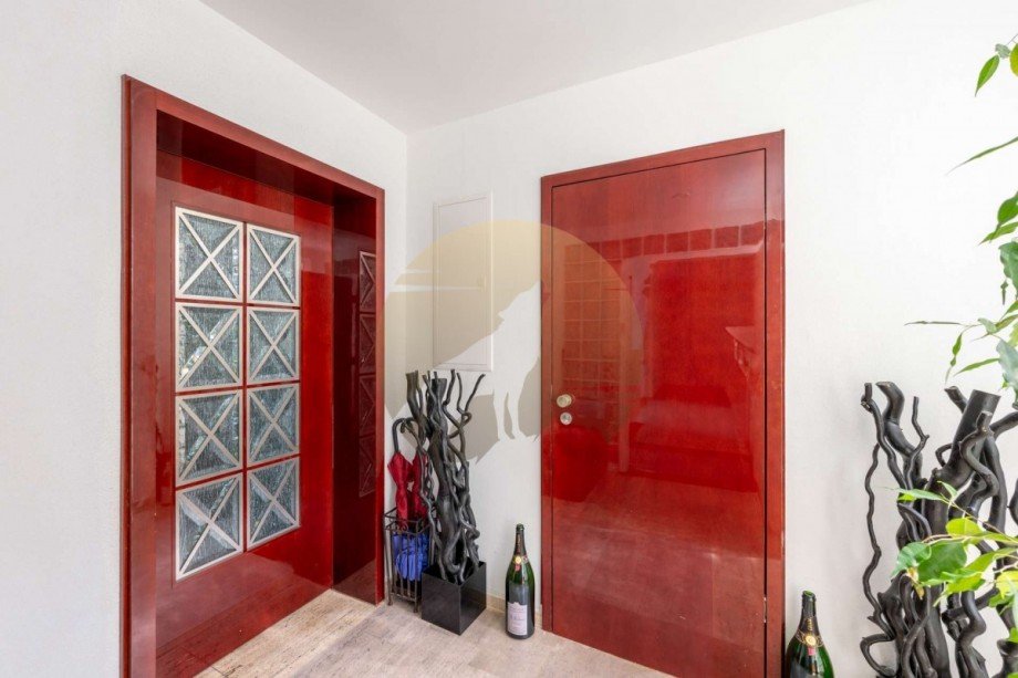 wohnung-baden-baden-eingangsbereich-wolf-immobilien Terrassenwohnung Baden-Baden