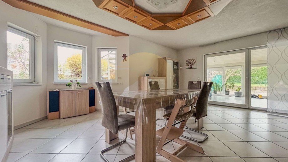 Gemeinschaftsbereich (aktuell Esszimmer) Renditeobjekt Lauf