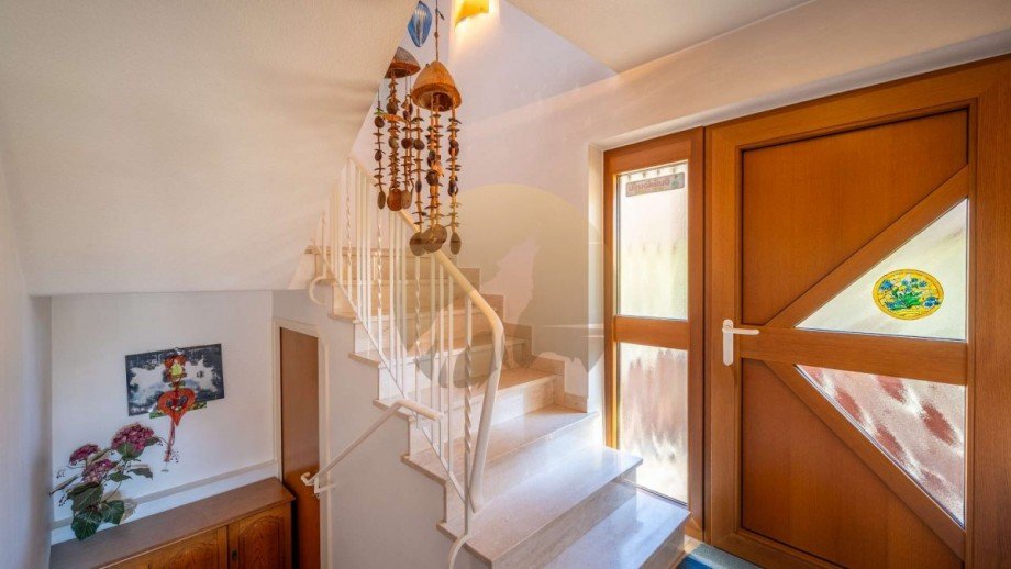 haus-baden-baden-steinbach-eingang-wolf-immobilien Einfamilienhaus Baden-Baden