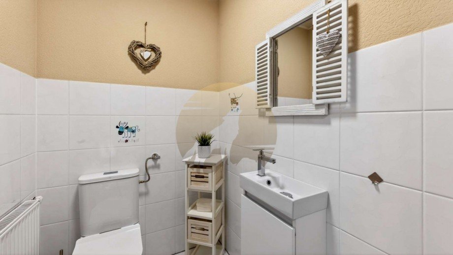 haus-gernsbach-staufenberg-gaeste-wc-wolf-immobilien Doppelhaush�lfte Gernsbach