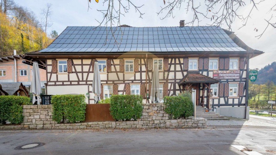 hotel-restaurant-schwarzwald-aussenansicht-wolf-immobilien Gastgewerbe Ottenh�fen im Schwarzwald