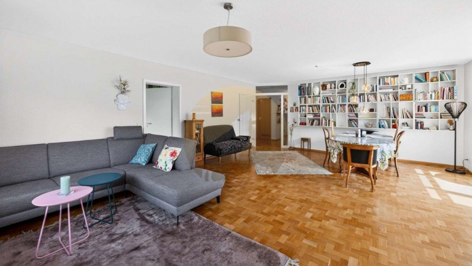 wohnung-offenburg-wohnzimmer-wolf-immobilien Etagenwohnung Offenburg