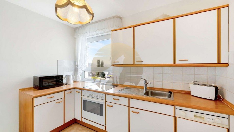 wohnung-baden-baden-kueche-wolf-immobilien Etagenwohnung Baden-Baden