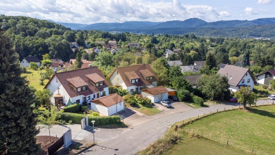 haus-gaggenau-winkel-drohnenaufnahme-wolf-immobilien Doppelhaush�lfte Gaggenau