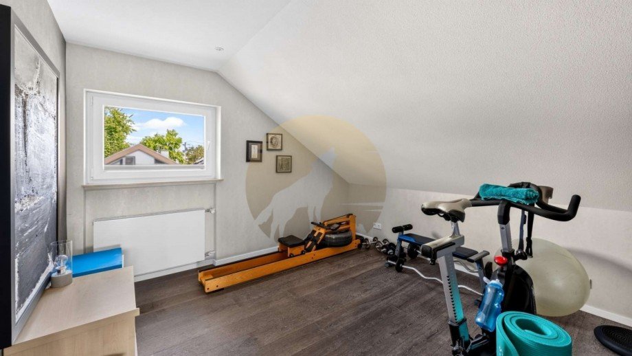 Schlafzimmer Fitness im DG Zweifamilienhaus Rastatt
