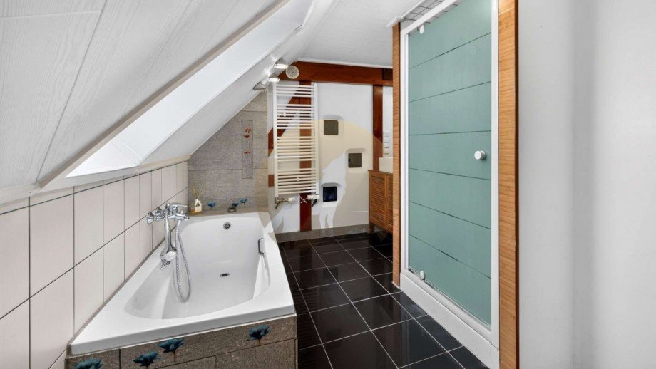 Badezimmer Dachgeschosswohnung Achern