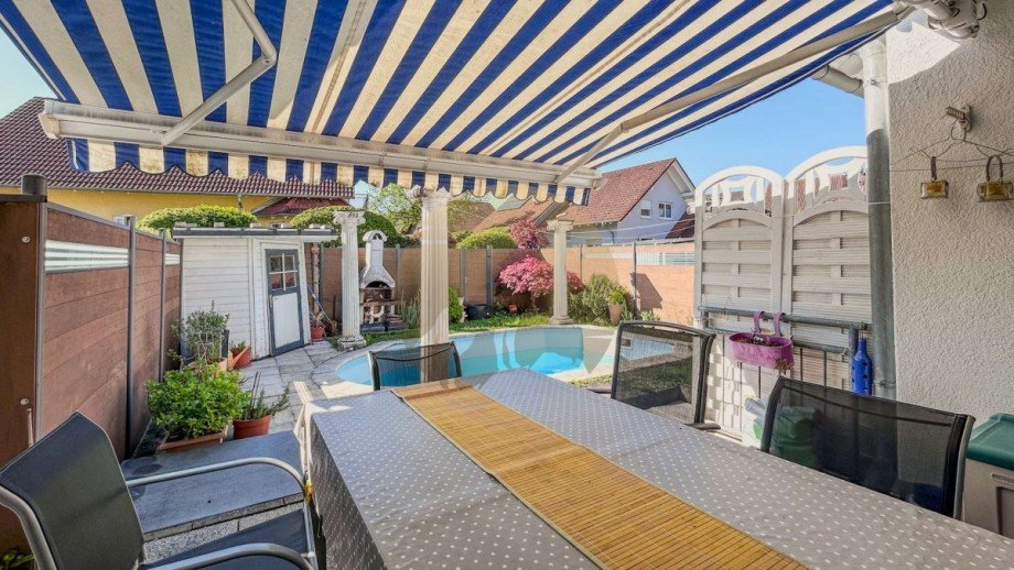 haus-rastatt-huegelsheim-terrasse-wolf-immobilien Reihenmittelhaus H�gelsheim