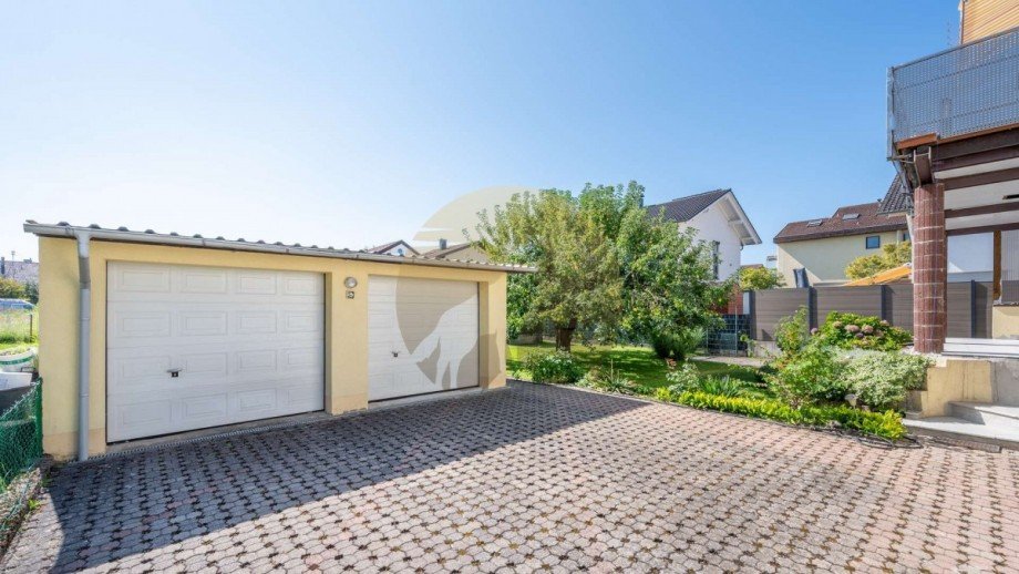 haus-baden-baden-haueneberstein-garagen-wolf-immobilien Mehrfamilienhaus Baden-Baden