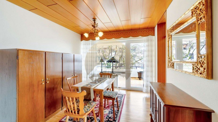 wohnung-baden-baden-esszimmer-wolf-immobilien Etagenwohnung Baden-Baden