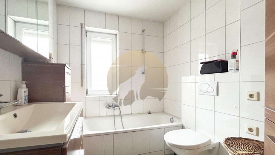 Badezimmer mit Badewanne Etagenwohnung Karlsruhe