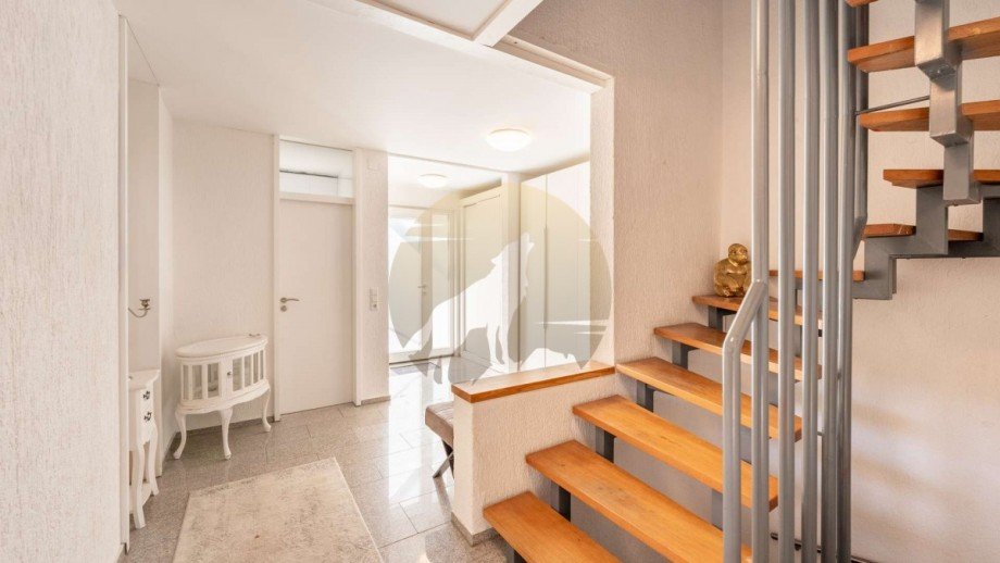 haus-rheinstetten-neuburgweier-eingangsbereich-wolf-immobilien Reihenendhaus Rheinstetten