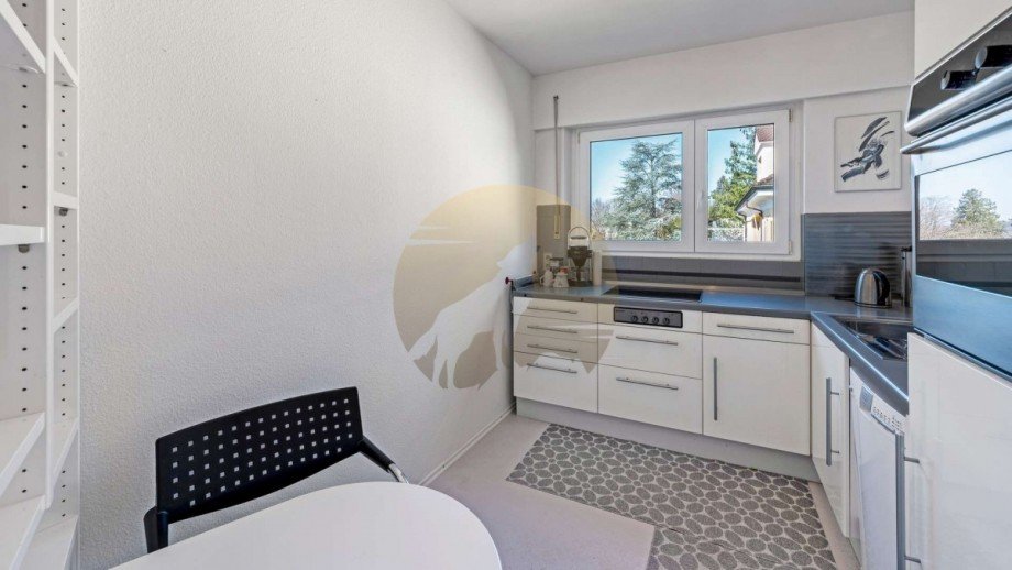 wohnung-baden-baden-einbaukueche-wolf-immobilien Etagenwohnung Baden-Baden